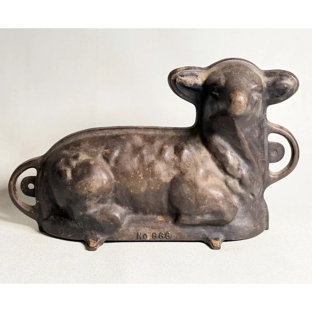 Vintage Griswold Cast Iron Easter Lamb Cake Mold No 866 2 Pieces 921 922